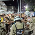 Garfos, algemas e mais: 1.400 itens são retidos no 2º dia do Carnaval imagem