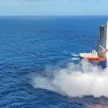Guerra Fria 2.0? Foguete chinês dá 'ré no oceano' em resposta a Musk imagem