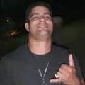 Homem morre ao salvar filha de afogamento em praia turística na Bahia imagem