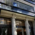 Justiça mira governador por investimento de estatal no Banco Master imagem