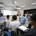 Lauro de Freitas abre vagas para professores Reda com salários de até R$ 5 mil imagem