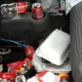 Lixo dentro do carro pode render multa de mais de R$ 2 mil e até prisão imagem