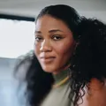 Luedji Luna troca apartamento por casa e a chama de "funfum"; saiba motivo imagem
