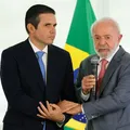 Lula e Motta vão se reunir nesta semana para debater fim da escala 6x1 imagem
