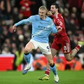 Manchester City vira sobre o Liverpool e segue na caça ao Arsenal imagem
