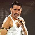 Morre aos 48 anos suposta filha secreta de Freddie Mercury imagem