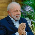 Na Bahia, Lula volta a culpar Bolsonaro por mortes na pandemia imagem
