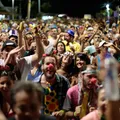 Palhaços do Rio Vermelho colorem Salvador com desfile de pré-Carnaval imagem
