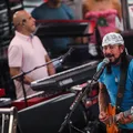 Por que Bell Marques nunca tira a bandana? Cantor explica motivo imagem