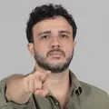 Pré-candidato faz ameaça a Flávio Bolsonaro: “Tem de morrer” imagem