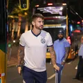 Reforço liberado: Everaldo treina e fica perto da estreia no Bahia imagem
