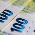 Vingança? Funcionária leva R$ 10 mil de empresa famosa após demissão imagem