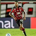Vitória se posiciona sobre suposta dívida com Willian Oliveira; veja imagem