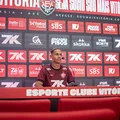 Zé Breno comenta falta de gols do Vitória: "Melhorar no terço final" imagem