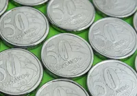 A moeda esquecida na sua casa pode render mais de R$ 100; saiba qual