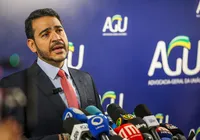 AGU pede que Gilmar recue sobre decisão de impeachment de ministros