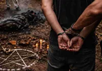 Advogado preso por homicídio em suposto ritual já havia violado túmulos imagem