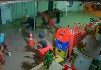 Ataque a tiros em bar deixa quatro pessoas baleadas na Bahia imagem