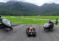 Batmóvel e jatinho: Neymar ostenta veículos de mais de R$ 300 milhões