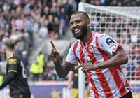 Brasileiro supera Haaland e é eleito melhor jogador da Premier League imagem