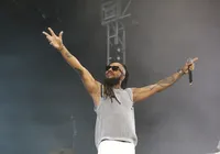 Cantor Rael é assaltado e tem moto levada em parque famoso