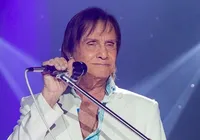 Como está Roberto Carlos? Cantor sofreu acidente de carro imagem