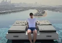 Diária de hotel onde atacante do Flamengo curte férias pode chegar a R$ 554 mil