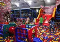 Diversão gigante: conheça o parque inflável de 1.000 m² da Fenagro