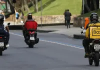 Entregadores de aplicativo podem ter ganho mínimo; entenda imagem