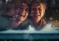 Esse filme da Netflix começa com uma despedida e termina de um jeito inesperado imagem