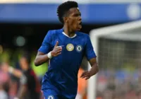 Estêvão ofuscou Lamine Yamal na Champions League, diz jornal