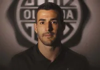Ex-Vitória é anunciado por clube que disputa competição internacional imagem