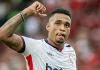 Ex-artilheiro do Vitória, Alerrandro negocia retorno ao Brasil imagem