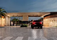 Ex-piloto da F1 investe milhões em mansão de 174 m² em litoral do Brasil