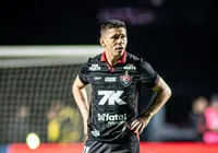 Experiente, Osvaldo define futuro com o Vitória: "Bem encaminhado"