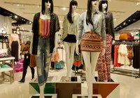Famosa marca que fez sucesso no Brasil decreta falência e fecha 300 lojas imagem