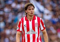 Fechado com o Bahia, lateral dá adeus ao ex-clube e manda recado