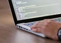 Férias para quem? Veja os 9 golpes mais aplicados no fim de ano