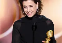 Fernanda Torres declara apoio para O Agente Secreto: "Muitas alegrias"