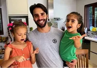 Filhas de Ivete curtem dia na Fenagro ao lado do pai, Daniel Cady