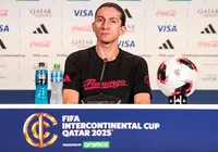 Flamengo anuncia renovação com Filipe Luís até o fim de 2027 imagem