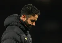 Gigante inglês demite técnico após resultados ruins e clima instável