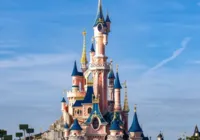 Greve escancara bastidores da Disney e parque aparece tomado por lixo imagem