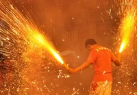 Guerra de espadas é liberada em cidade do interior da Bahia imagem