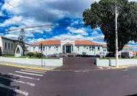 Hospital é condenado a pagar R$ 100 mil por trocar bebês há 44 anos imagem