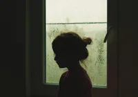 Influencer publica vídeo íntimo da filha para incriminar pai