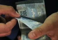 Jovens de até 24 anos vão receber R$ 1.200 em fevereiro; saiba como sacar