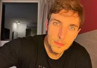 Leo Lins debocha de morte de homem atacado por leoa imagem