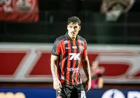 Lucas Halter destaca evolução defensiva como "ponto forte" do Vitória imagem