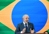 Lula cita Bolsonaro ao criticar tonozeleira em agressores de mulheres imagem